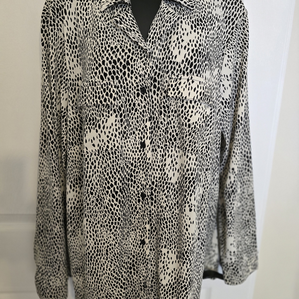 Adrianna Papell Black and White Blouse New No Tag Size 1x